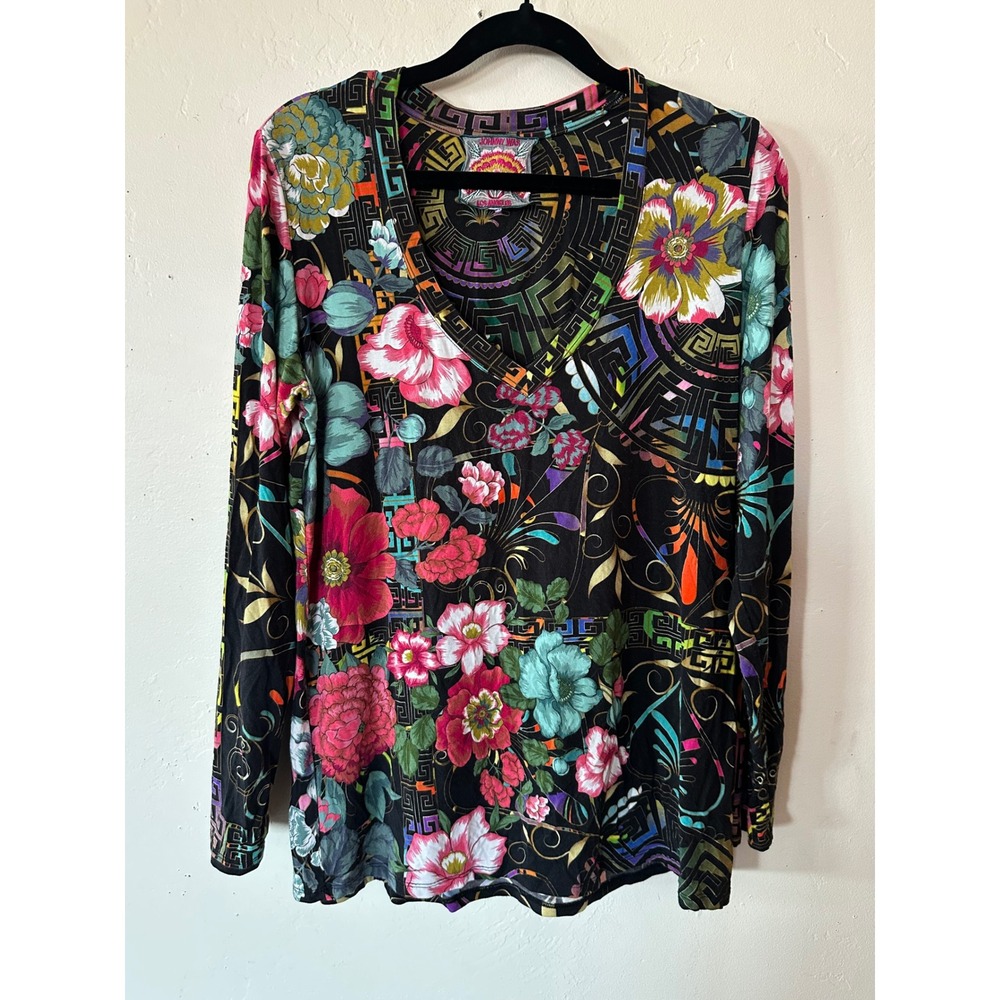 Johnny Was Floral Greek Key Top Women L Black Multi Excellent Bamboo V-Neck